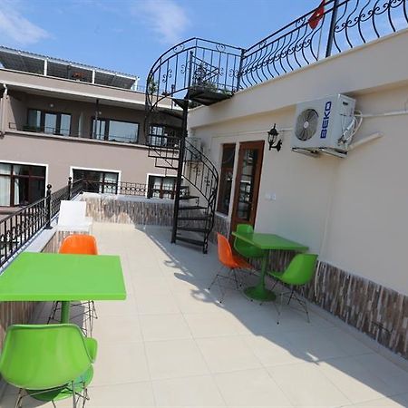 Camelot Apartment Istanbul Bagian luar foto